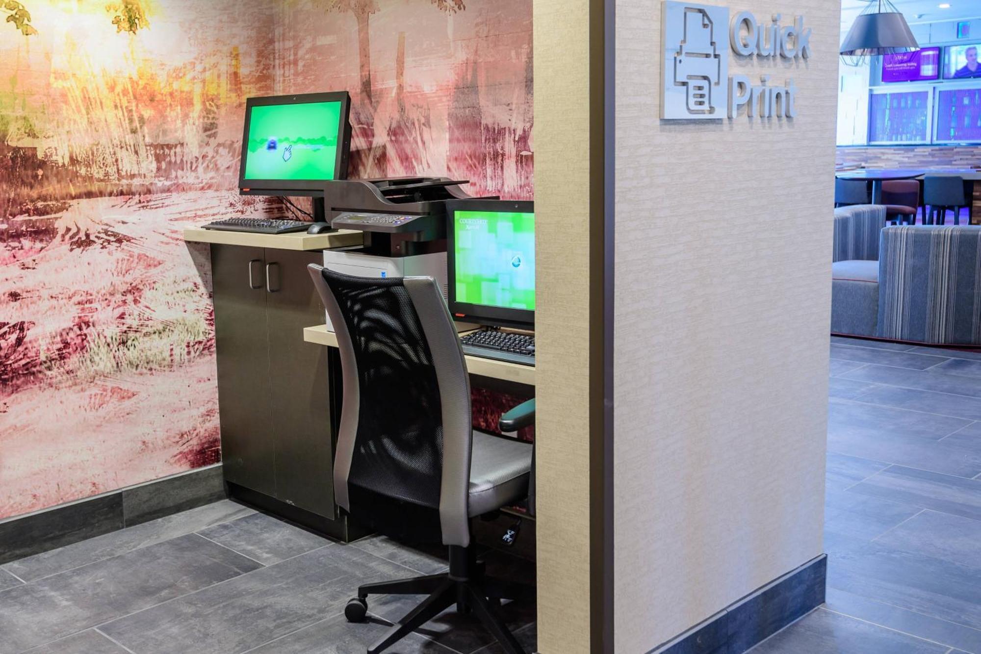 Courtyard By Marriott Lake Jackson Esterno foto
