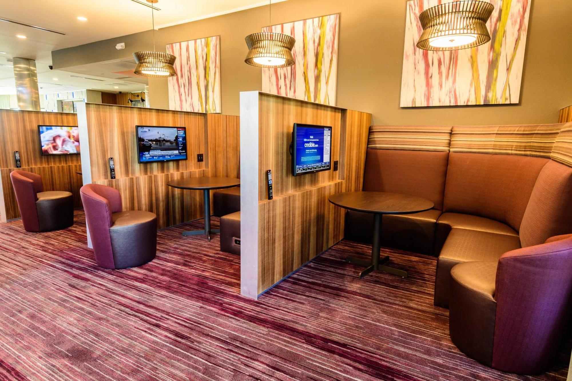 Courtyard By Marriott Lake Jackson Esterno foto